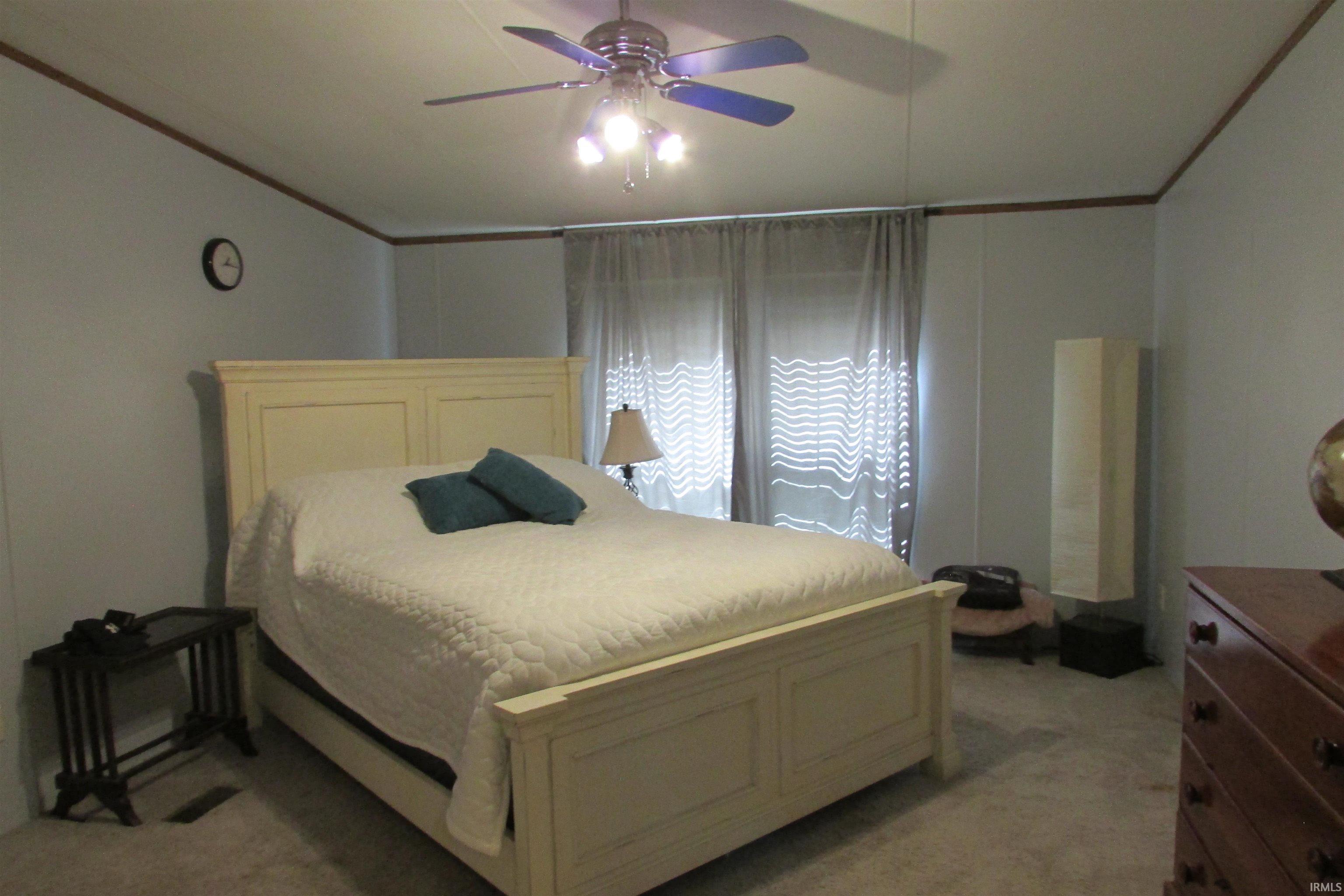 2746 South Robinson Road Bloomfield, IN 47424 - Photo 11 of 21