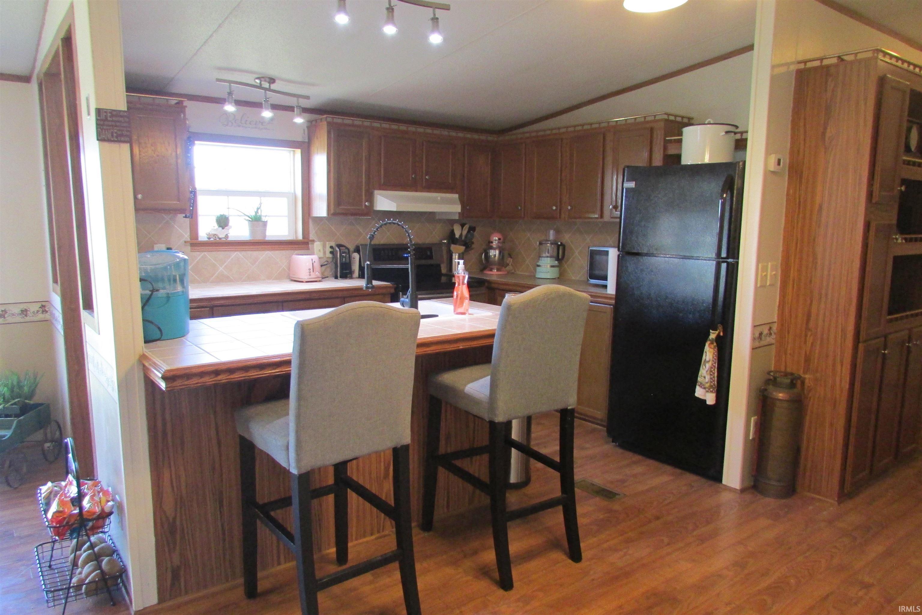 2746 South Robinson Road Bloomfield, IN 47424 - Photo 6 of 21