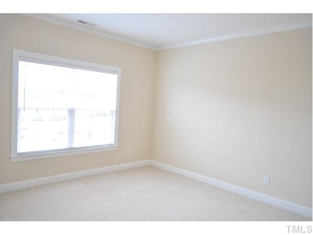 508 Elan Hall Road Cary, NC 27519 - Photo 11 of 17