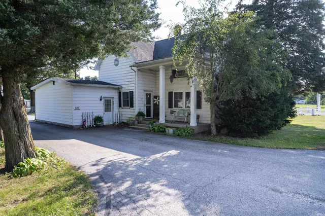 $109,900 | 560 East 900 South, Fairmount, IN 46928