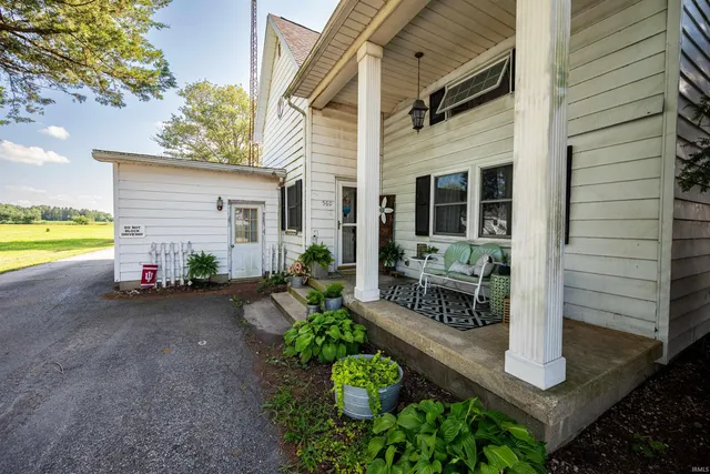 $109,900 | 560 East 900 South, Fairmount, IN 46928