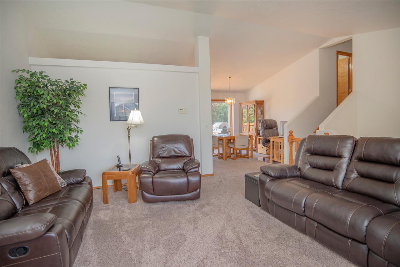 1220 North Eagle Road Liberty Lake, WA 99019 - Photo 3 of 20 Gallery Image 3