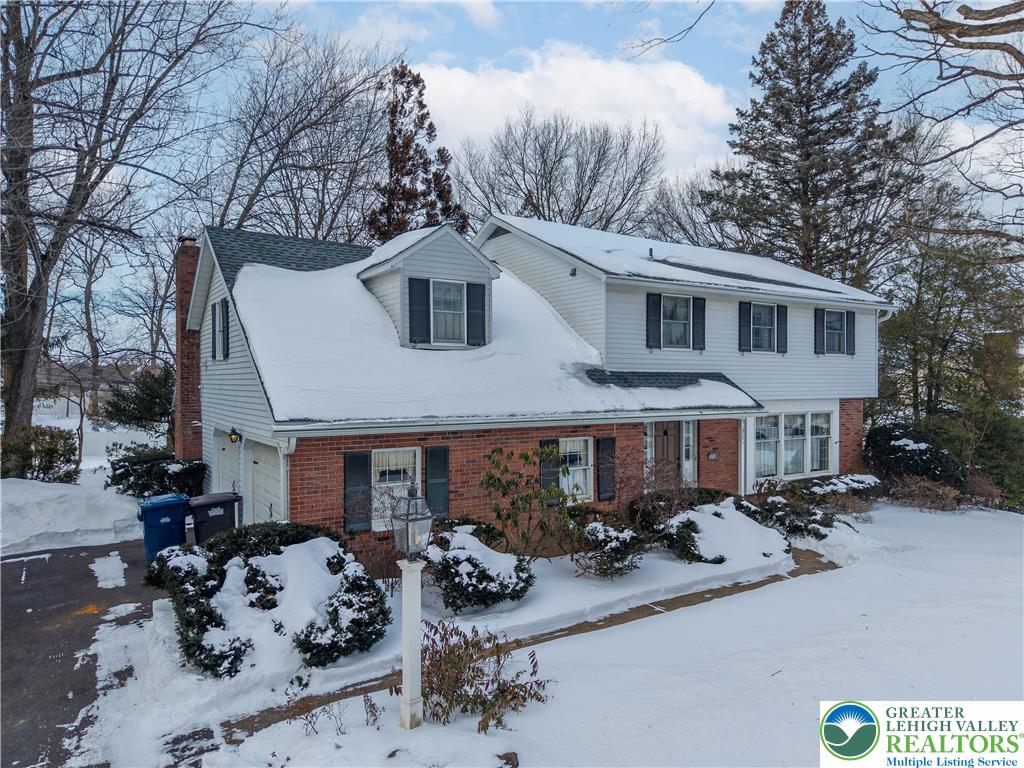 904 Parkway Road Allentown, PA 18104 - Photo 3 of 6