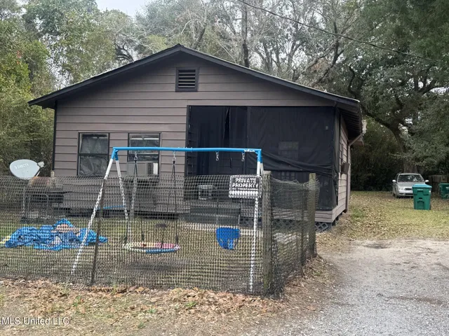 $105,000 | 1520 43rd Avenue, Gulfport, MS 39501