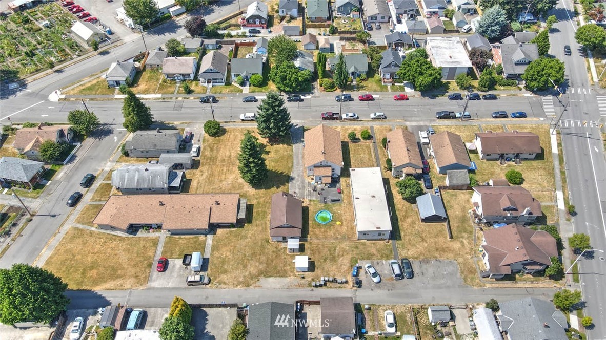 234 Williams Avenue North Renton, WA 98057 - Photo 2 of 12 Gallery Image 2