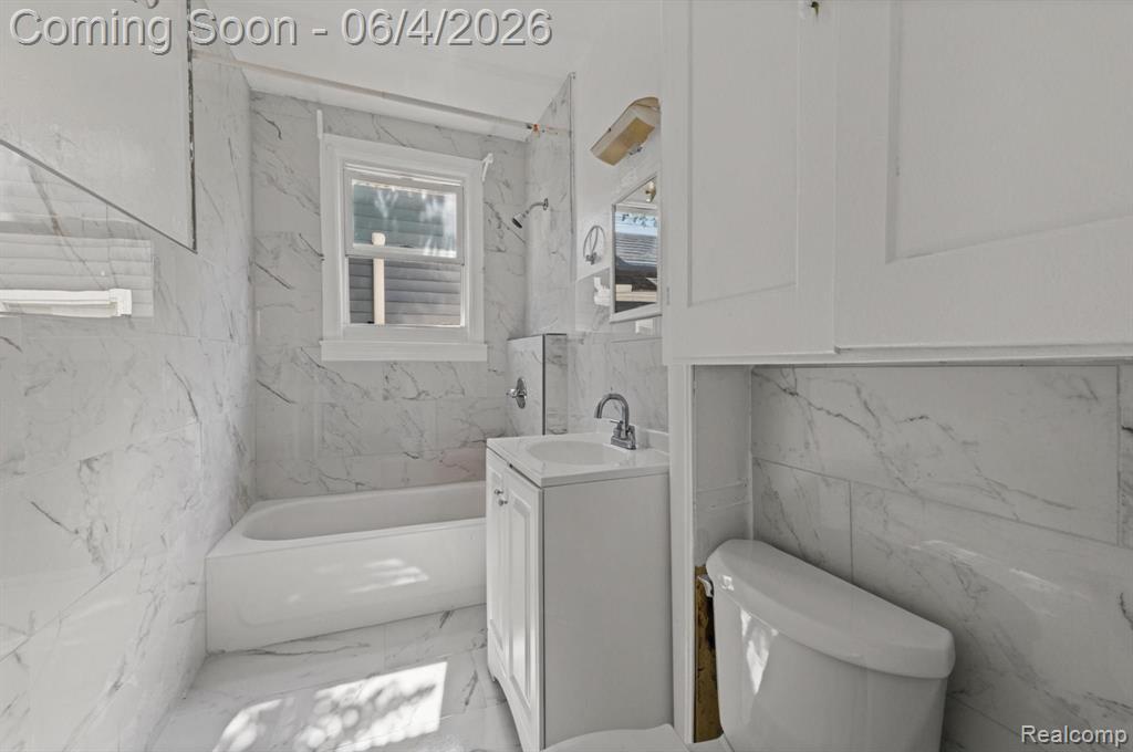 1928 Yemans Street Hamtramck, MI 48212 - Photo 10 of 26