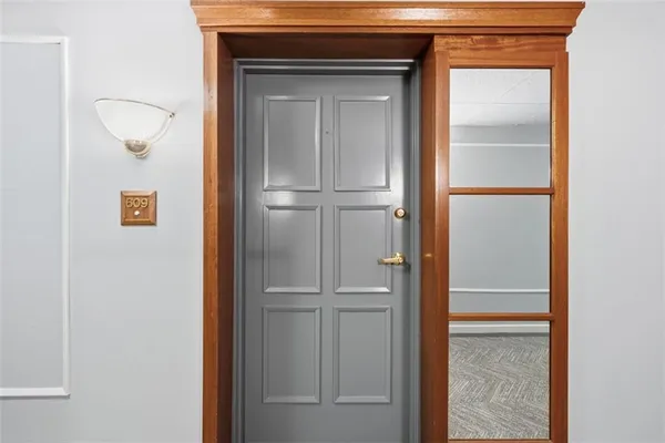 $165,000 | 201 Grant Street, Unit 609, Sewickley, PA 15143