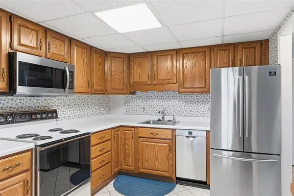 $165,000 | 201 Grant Street, Unit 609, Sewickley, PA 15143