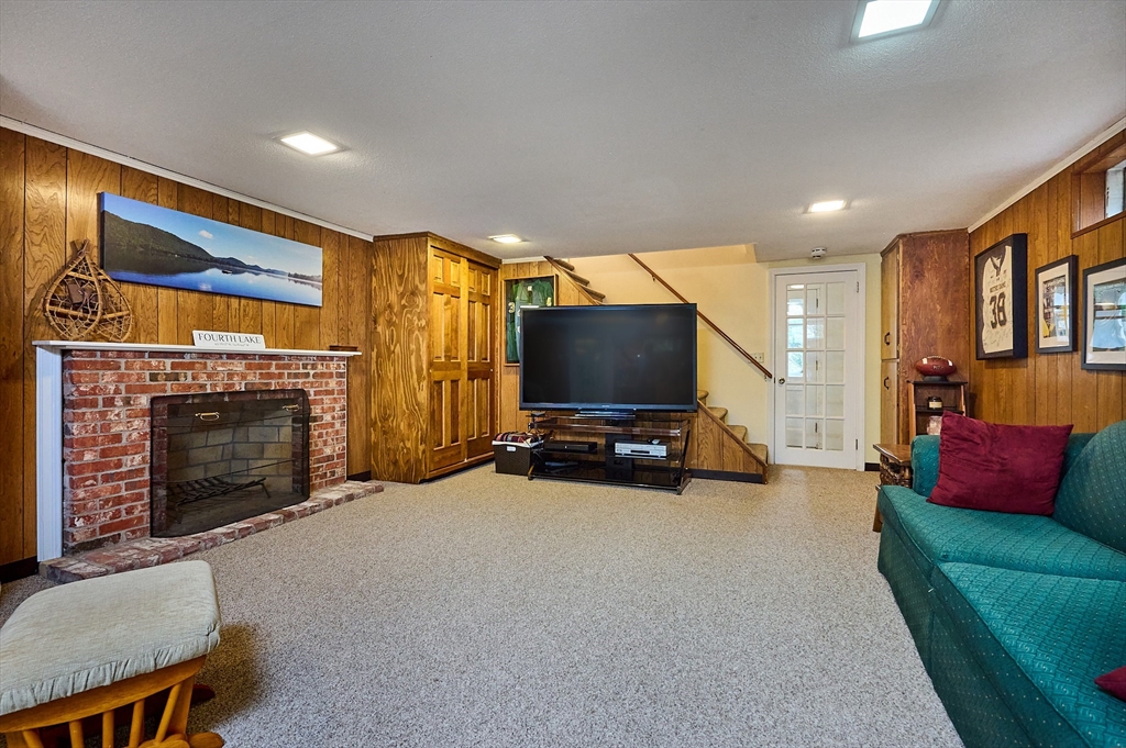 71 Sand Hill Road Amherst, MA 01002 - Photo 24 of 41 Gallery Image 24