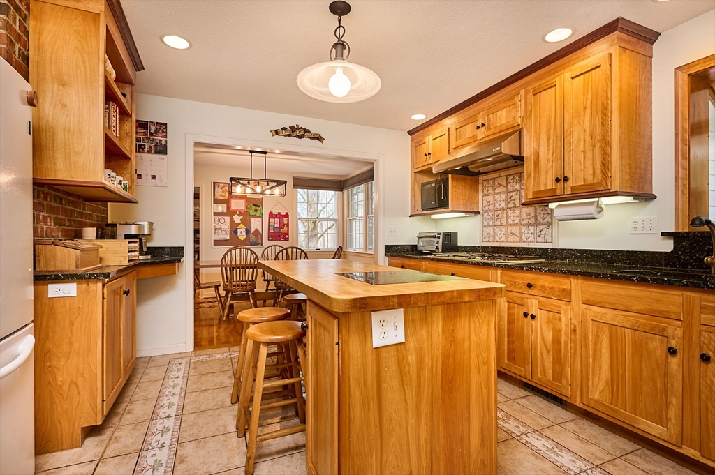 71 Sand Hill Road Amherst, MA 01002 - Photo 10 of 41 Gallery Image 10