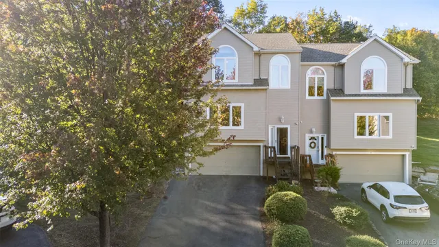 $494,900 | 8 Ledger View Court, Highland Mills, NY 10930