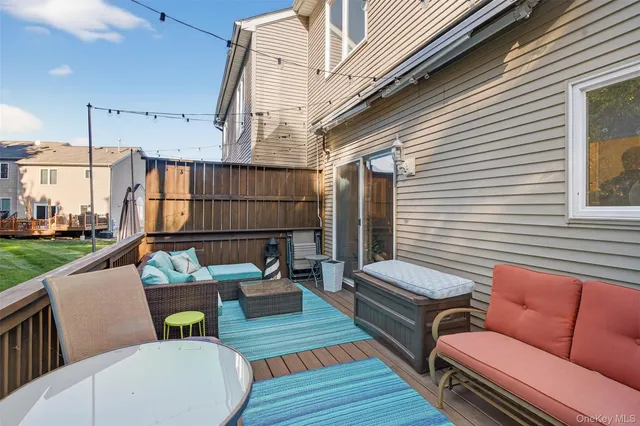 $494,900 | 8 Ledger View Court, Highland Mills, NY 10930