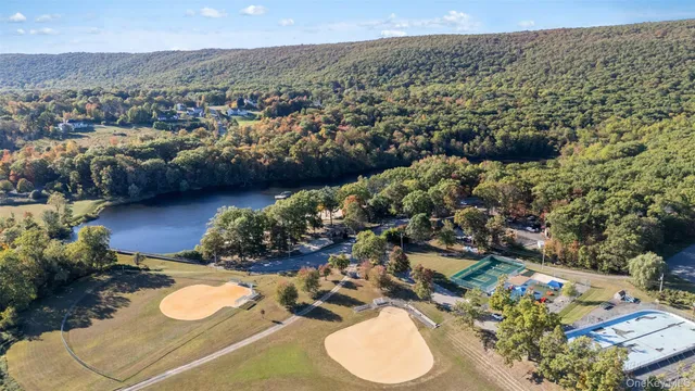 $494,900 | 8 Ledger View Court, Highland Mills, NY 10930