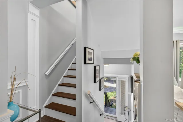 $494,900 | 8 Ledger View Court, Highland Mills, NY 10930