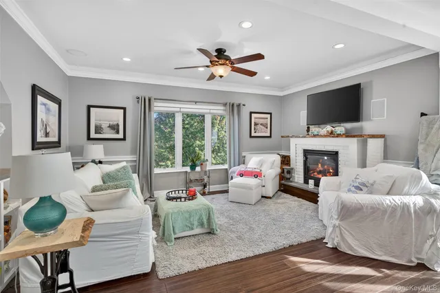 $494,900 | 8 Ledger View Court, Highland Mills, NY 10930