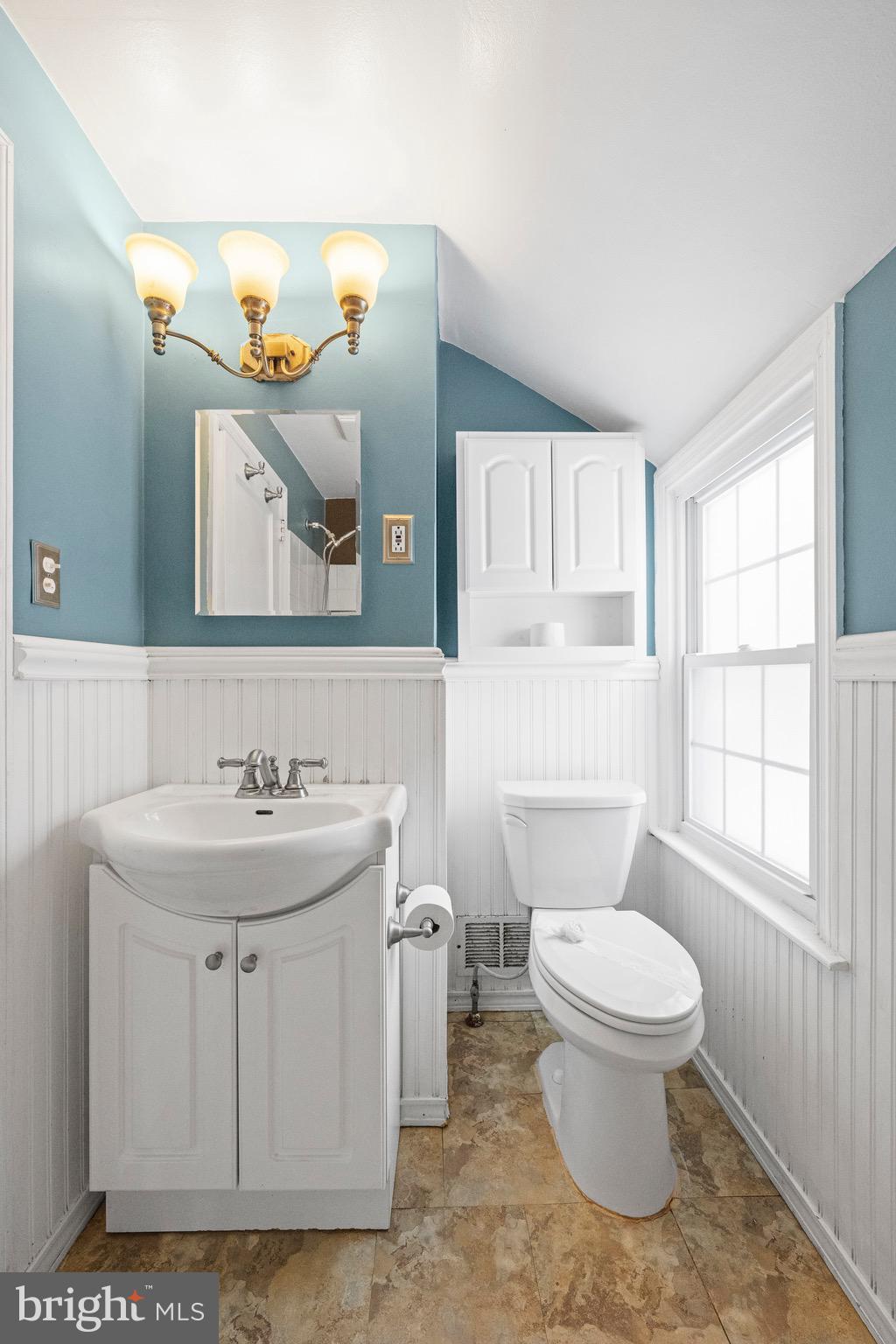 2233 Clayton Road Morton, PA 19070 - Photo 20 of 27 Gallery Image 20
