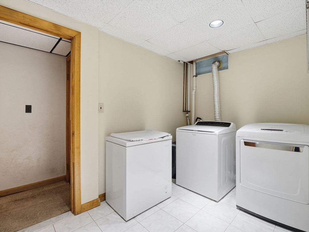 522 Barre Road Templeton, MA 01468 - Photo 35 of 42 Gallery Image 35