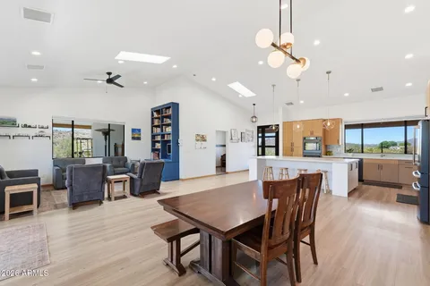 $949,000 | 43131 North 20th Street, New River, AZ 85087
