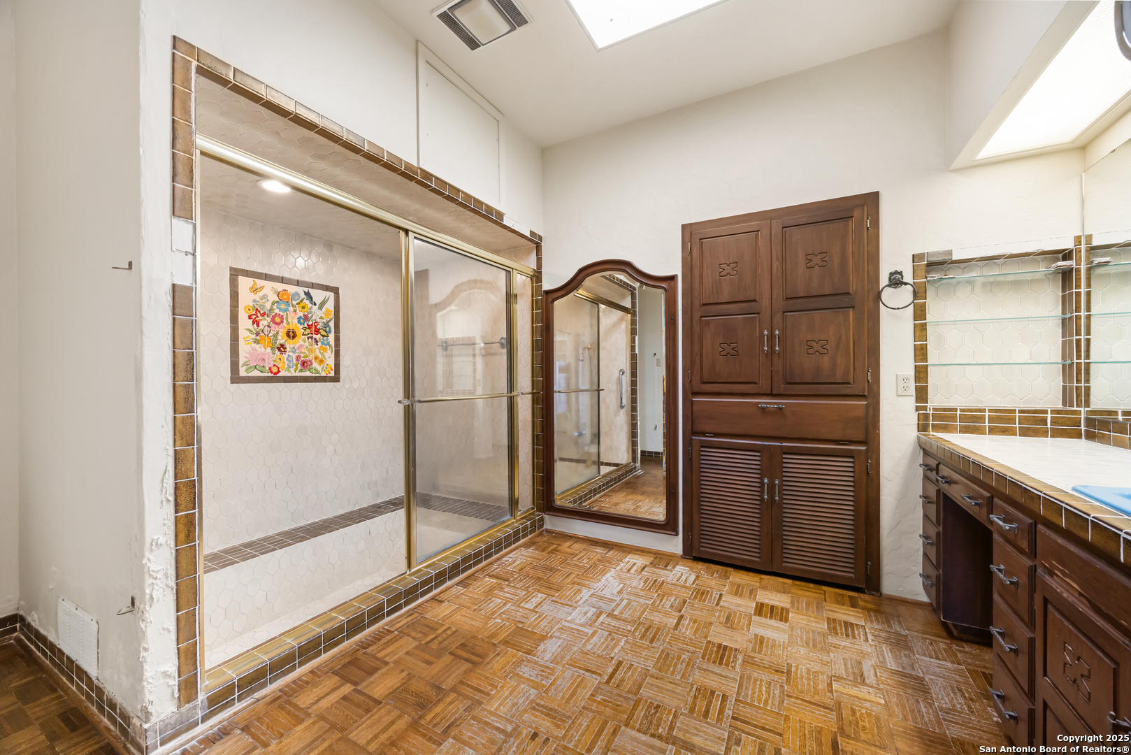 2650 Bandera Highway Kerrville, TX 78028 - Photo 42 of 50 a kitchen with stainless steel appliances granite countertop a refrigerator and a sink
