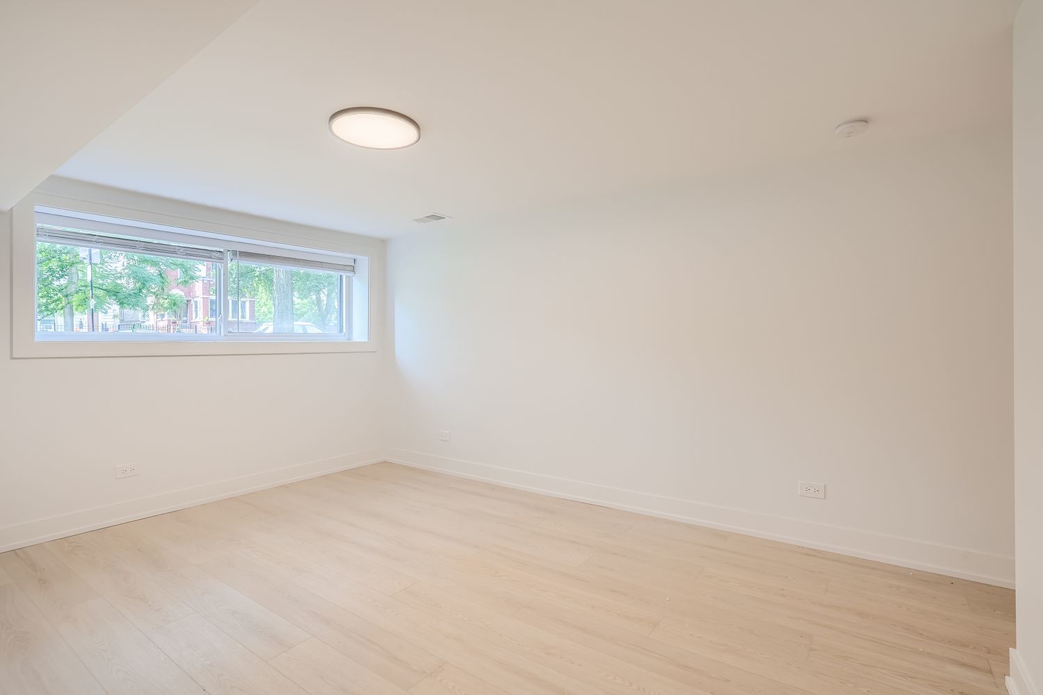 2602 North Springfield Avenue, Unit 1 Chicago, IL 60647 - Photo 16 of 29