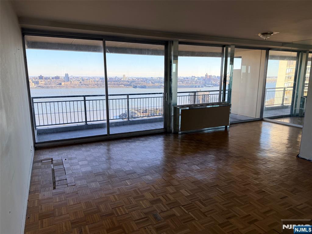 2 Horizon Road, Unit 1030 Fort Lee, NJ 07024 - Photo 6 of 28