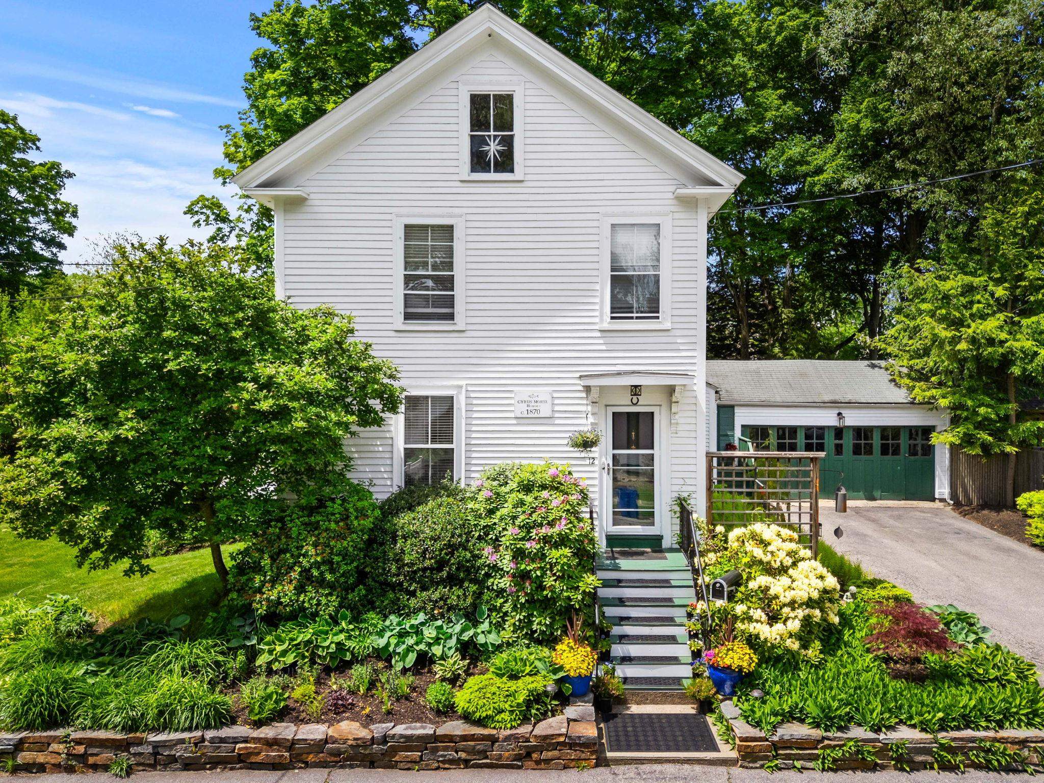 12 Union Street Exeter, NH 03833 - Photo 2 of 59