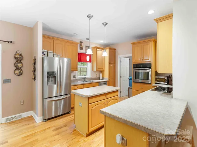 $500,000 | 37 C Creek Lane, Pisgah Forest, NC 28768