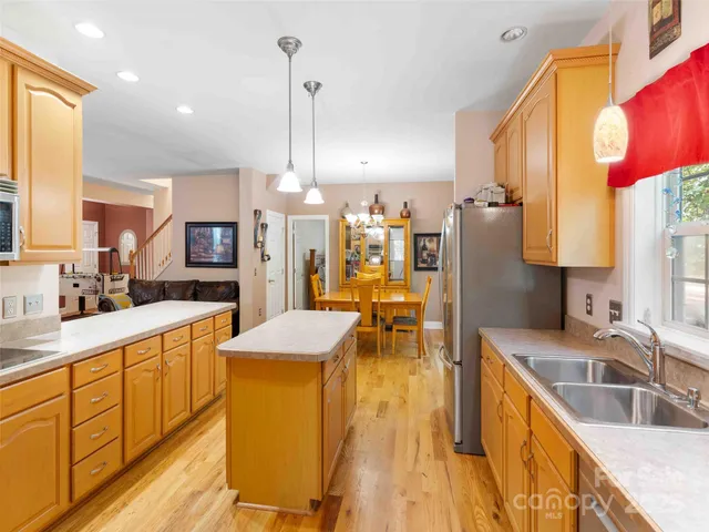 $500,000 | 37 C Creek Lane, Pisgah Forest, NC 28768