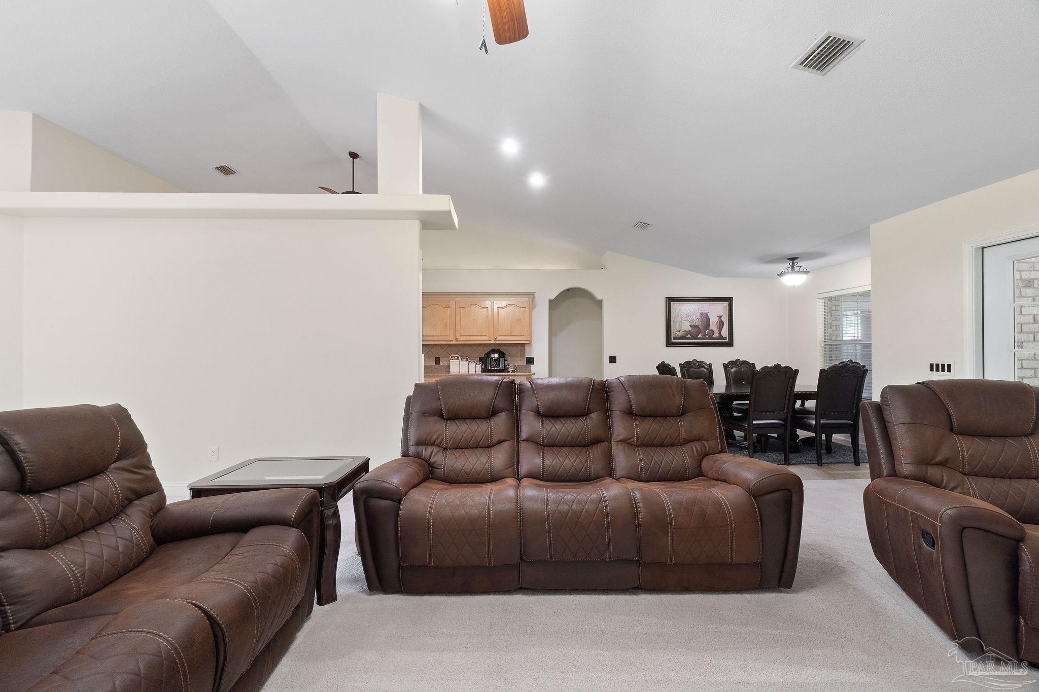 5496 Heatherton Road Milton, FL 32570 - Photo 8 of 37 Gallery Image 8