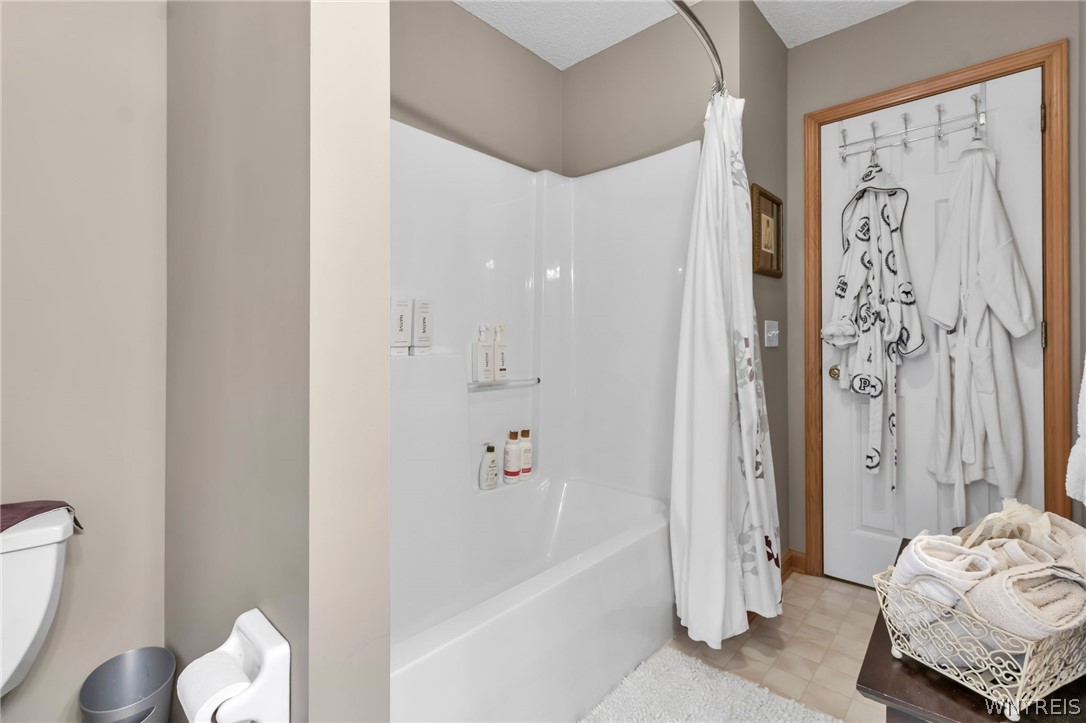 30 Willow Ridge Lane Lancaster, NY 14086 - Photo 33 of 50