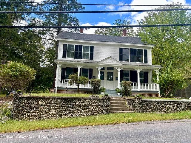 $359,900 | 47 Austerlitz Street, Chatham, NY 12037