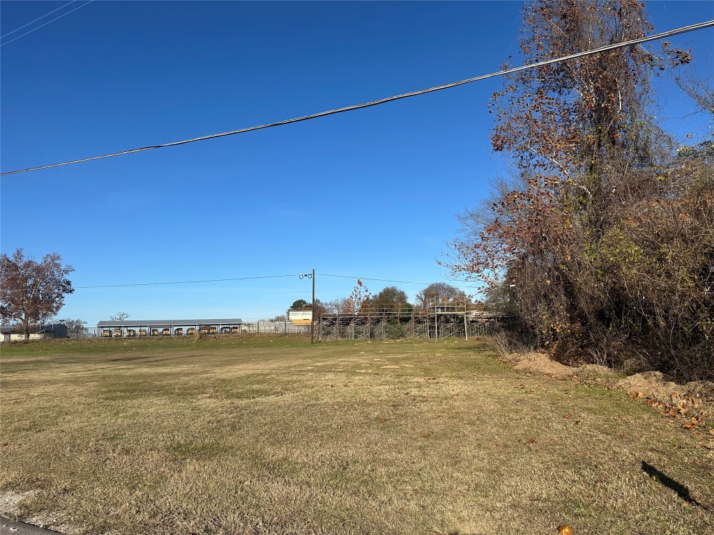 306 Stadium Street Buffalo, TX 75831 - Photo 7 of 8 a view of ocean