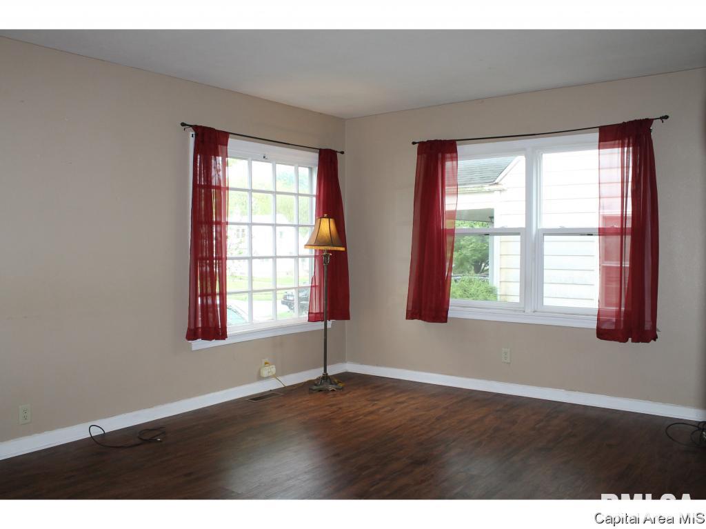 1937 North 6th Street Springfield, IL 62702 - Photo 3 of 26