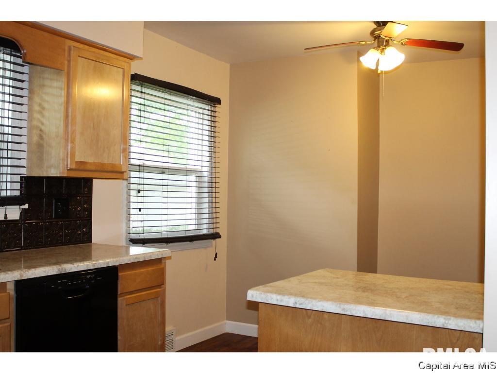 1937 North 6th Street Springfield, IL 62702 - Photo 9 of 26