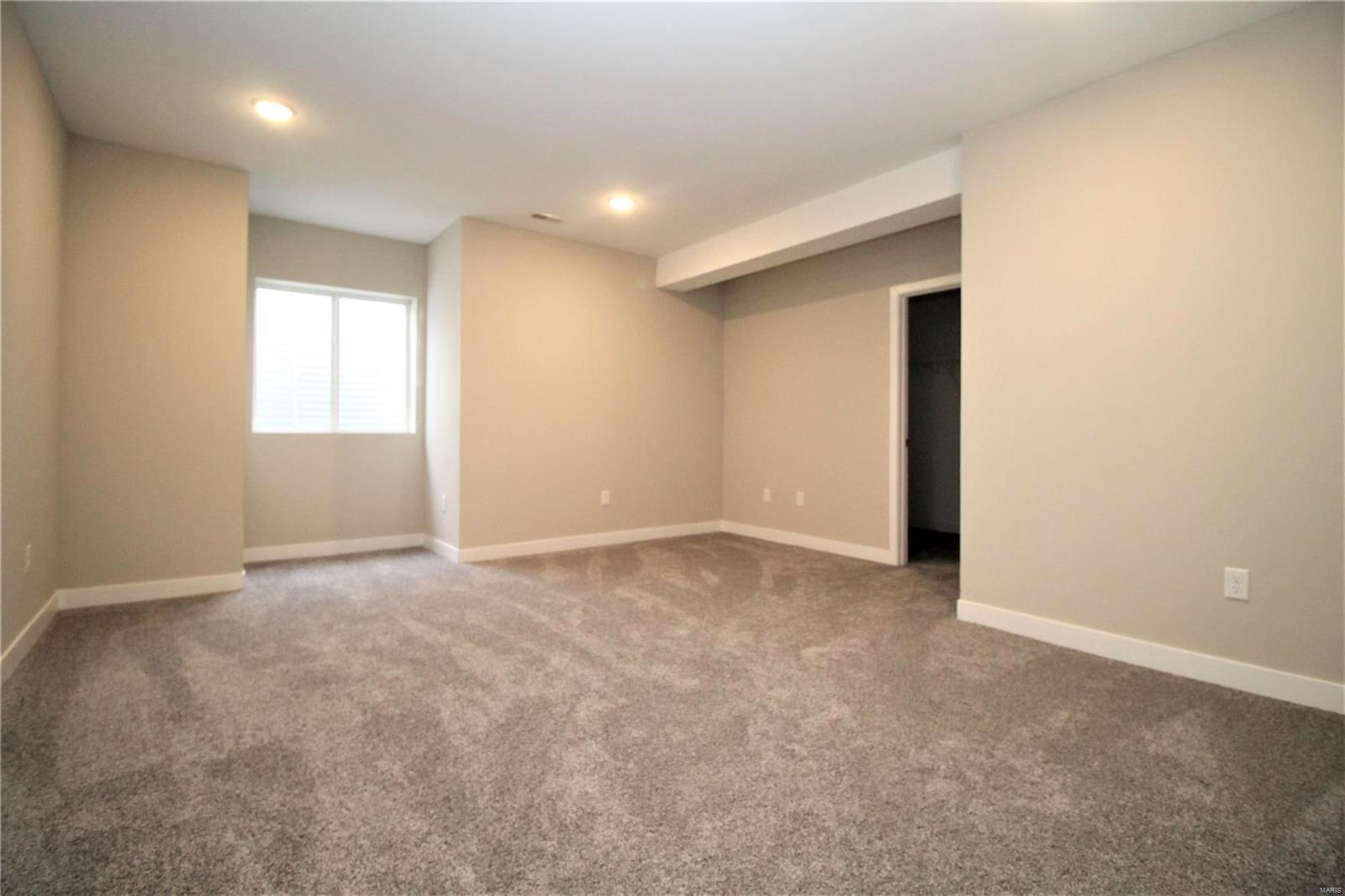 417 Cook Avenue Hamel, IL 62046 - Photo 11 of 26 Gallery Image 11
