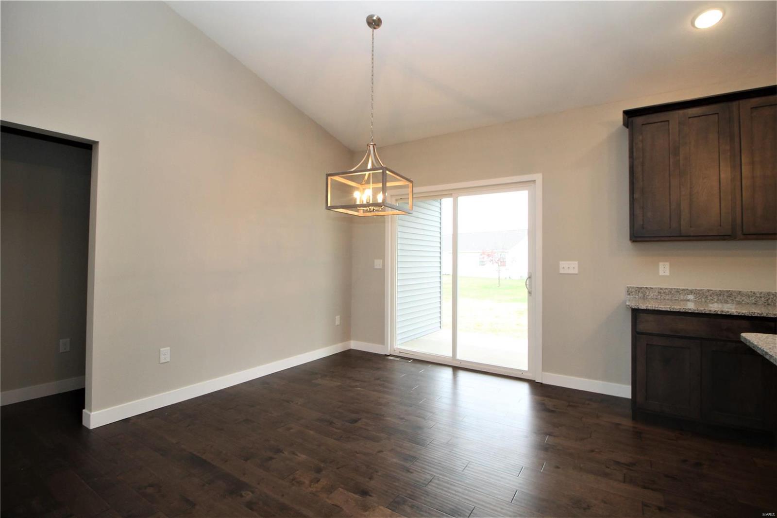 417 Cook Avenue Hamel, IL 62046 - Photo 6 of 26 Gallery Image 6