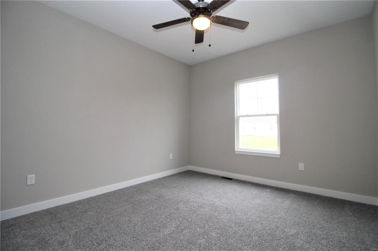 417 Cook Avenue Hamel, IL 62046 - Photo 9 of 26 Gallery Image 9