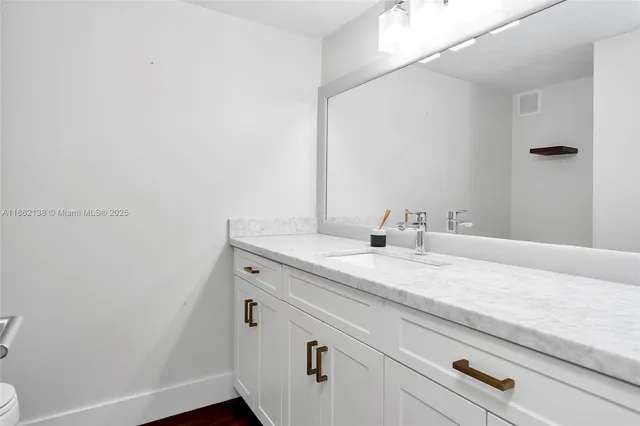 $600,000 | 10617 Southwest 79th Terrace, Miami, FL 33173