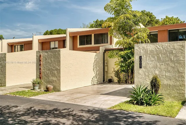 $600,000 | 10617 Southwest 79th Terrace, Miami, FL 33173