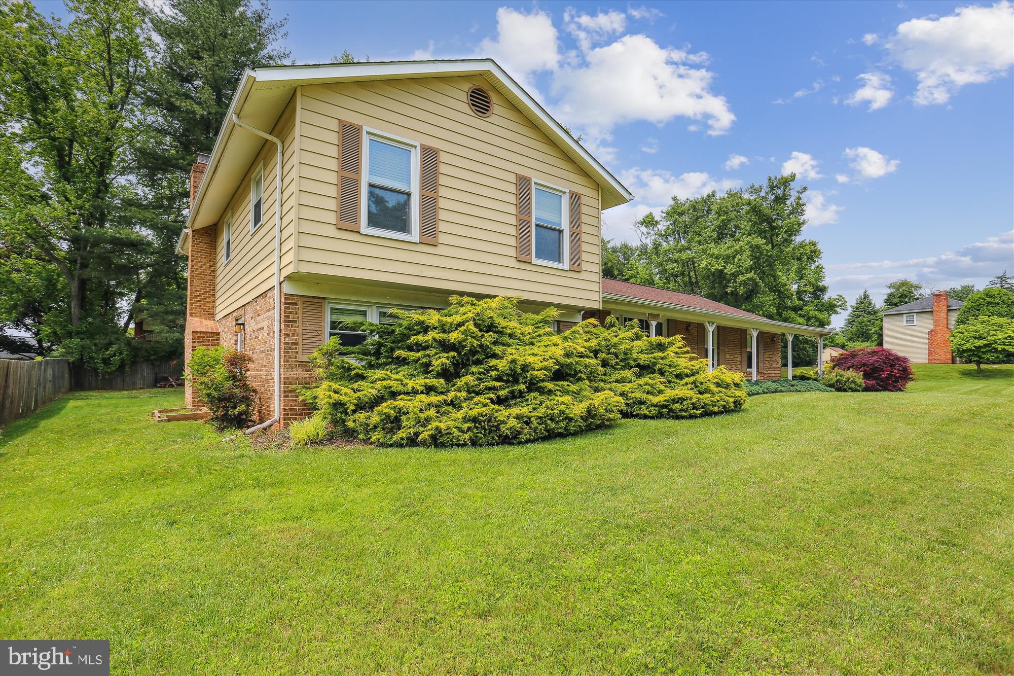 2017 Kings House Road Silver Spring, MD 20905 - Photo 5 of 95 Front Elevation