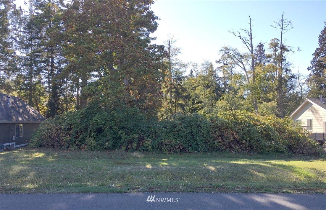 2 Chilliwack Road Blaine, WA 98230 - Photo 1 of 13 Gallery Image 1
