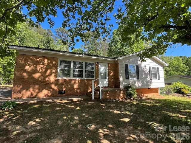 $1,250 | 1500 Northwoods Drive, Kings Mountain, NC 28086
