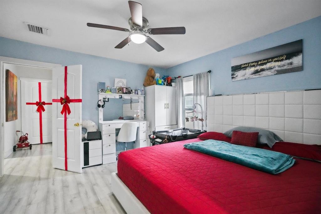 708 Northwest 15th Street Homestead, FL 33030 - Photo 18 of 32