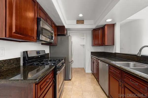 $3,000 | 13262 Salmon River Road, San Diego, CA 92129