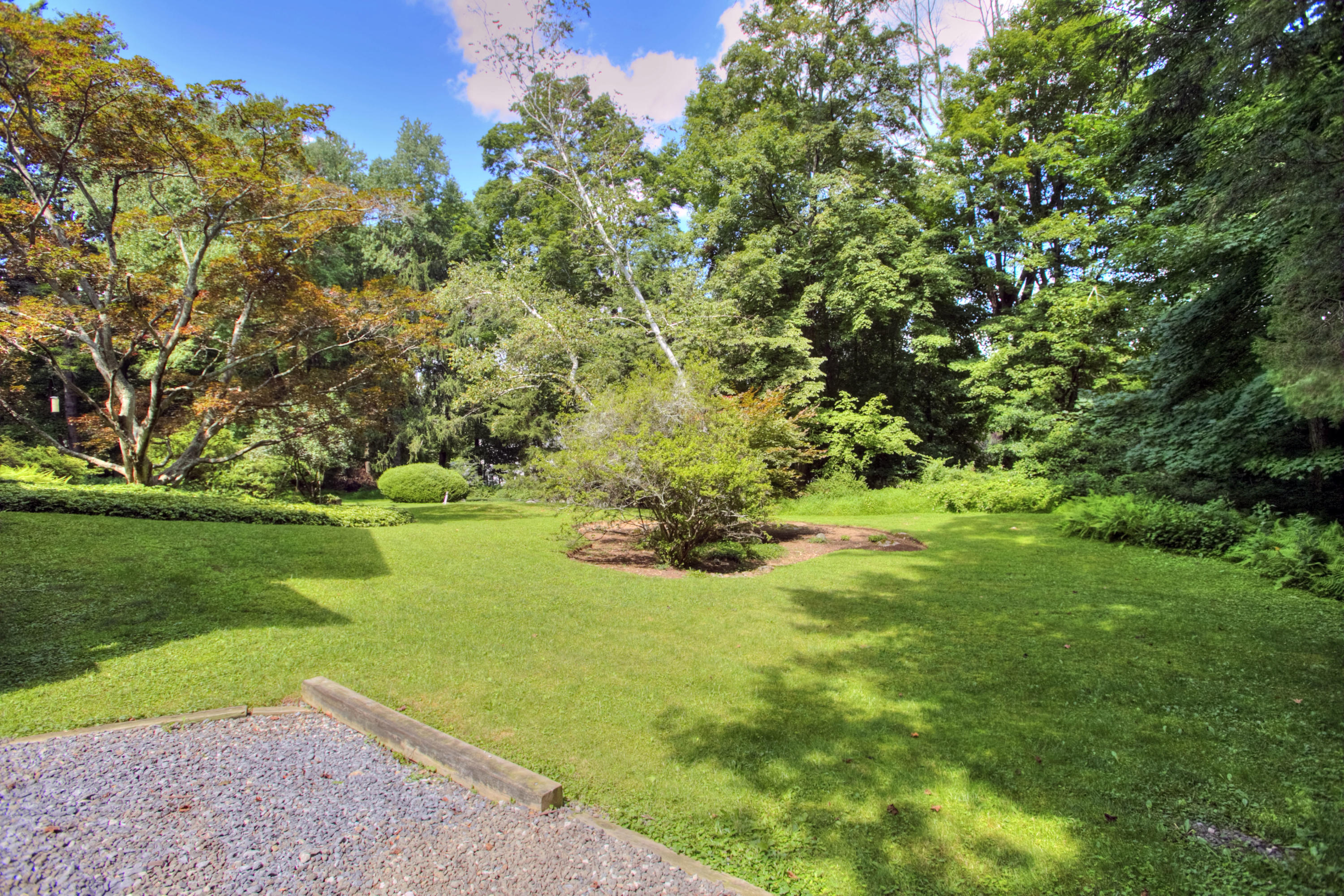 1006 Silvermine Road New Canaan, CT 06840 - Photo 34 of 39 a view of field with grass and trees