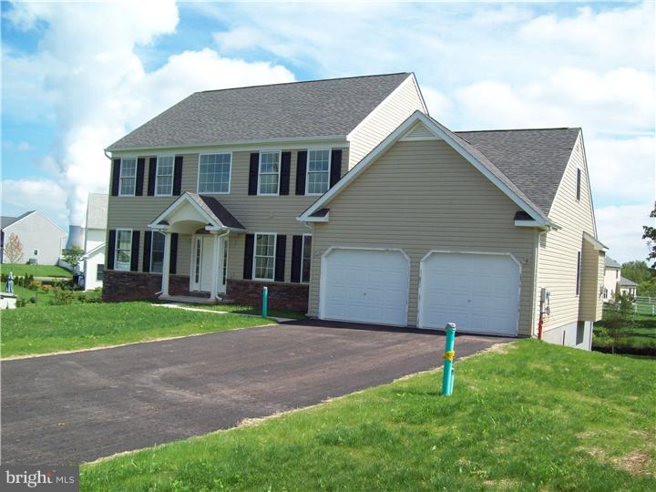 1068 Miller Road Pottstown, PA 19465 - Photo 2 of 10 Exterior Side