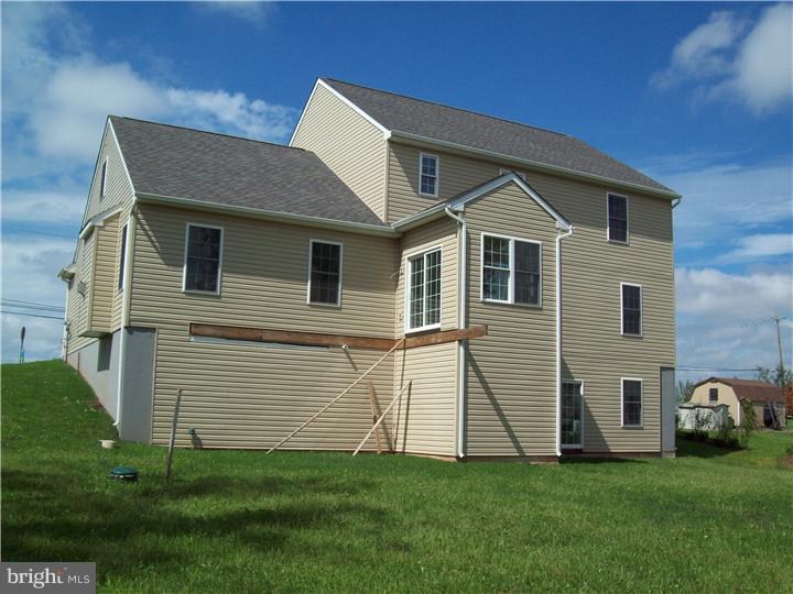 1068 Miller Road Pottstown, PA 19465 - Photo 8 of 10 Exterior Back