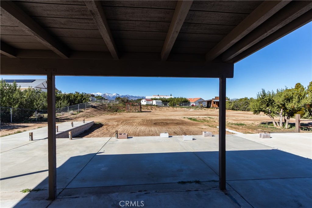 6572 Merced Road Oak Hills, CA 92344 - Photo 47 of 62