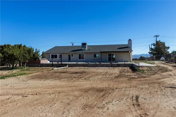 $699,000 | 6572 Merced Road, Oak Hills, CA 92344