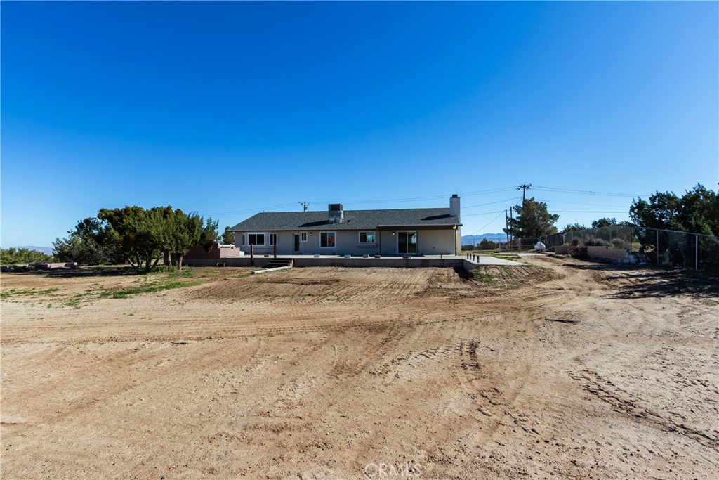 6572 Merced Road Oak Hills, CA 92344 - Photo 53 of 62 a view of a terrace